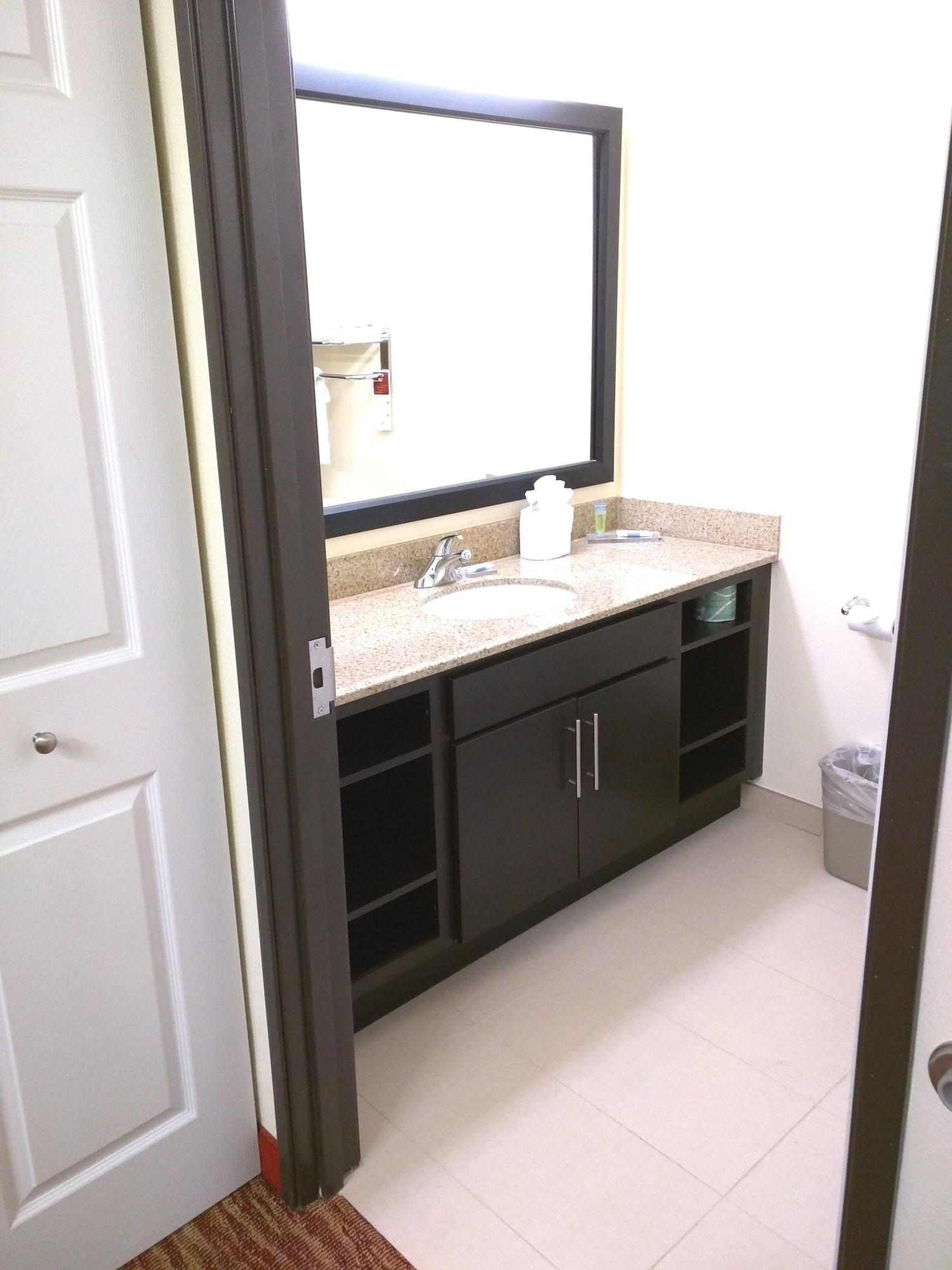 Hawthorn Suites Irving Dfw South Экстерьер фото